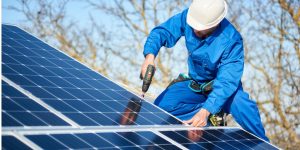Installation Maintenance Panneaux Solaires Photovoltaïques à Villerserine